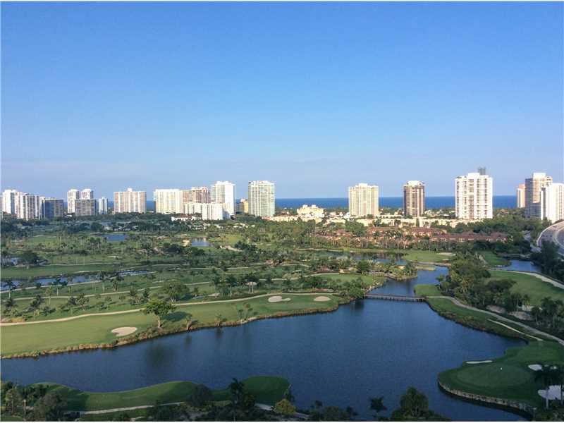TURNBERRY ON THE GREEN CO - Residential Lease