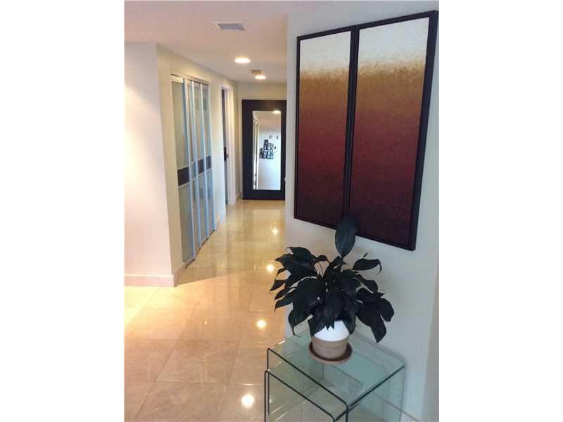 TURNBERRY ON THE GREEN CO - Residential Lease
