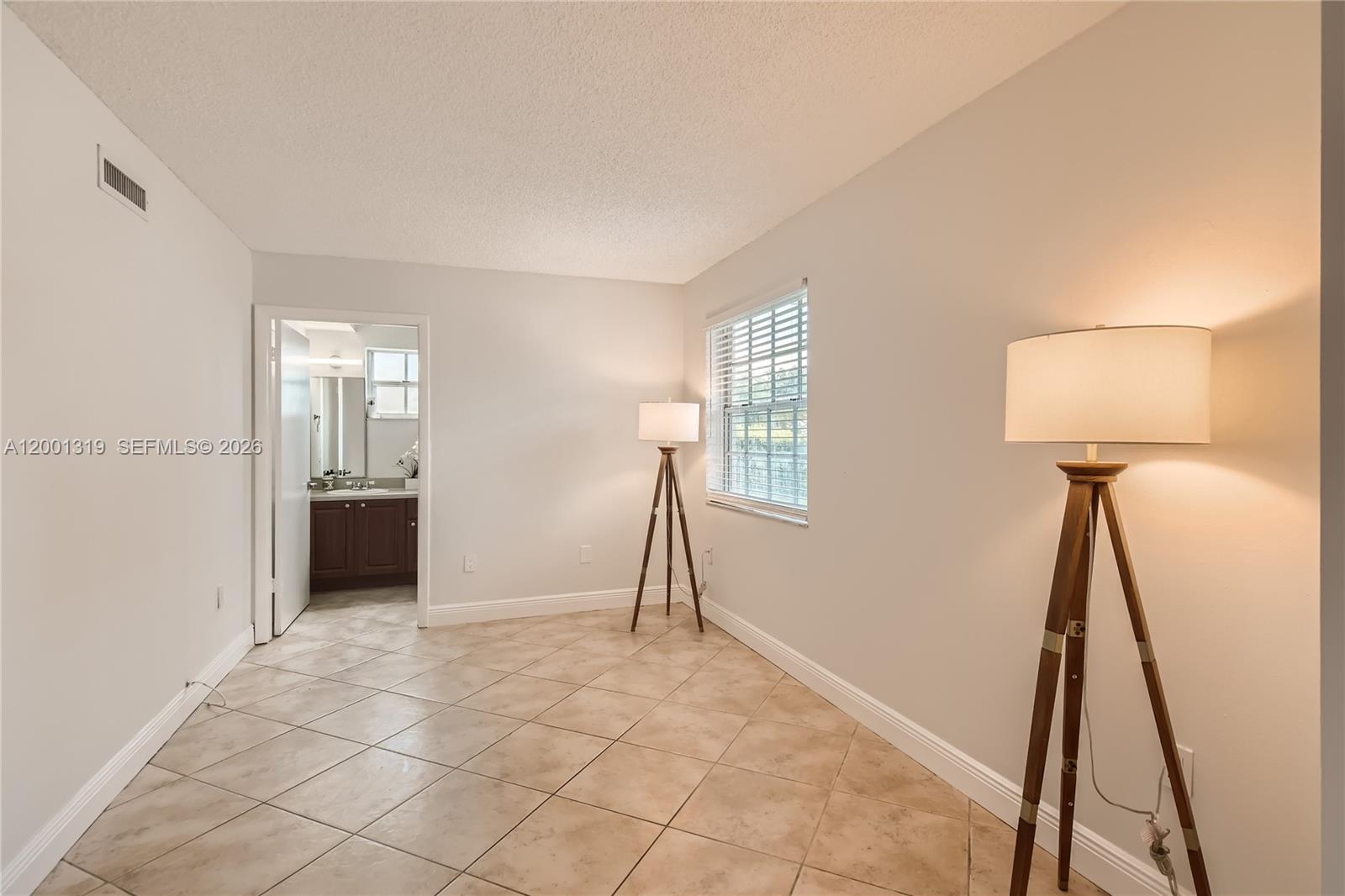 29 SANTILLANE AVENUE COND - Residential