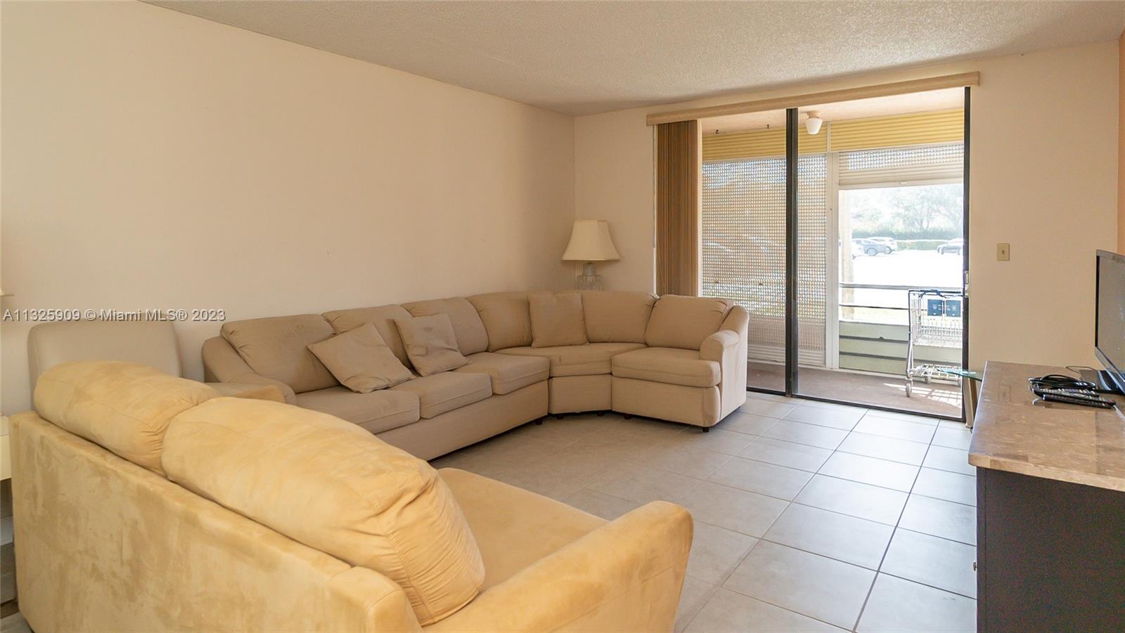 COURTYARDS OF BROWARD CON - Residential