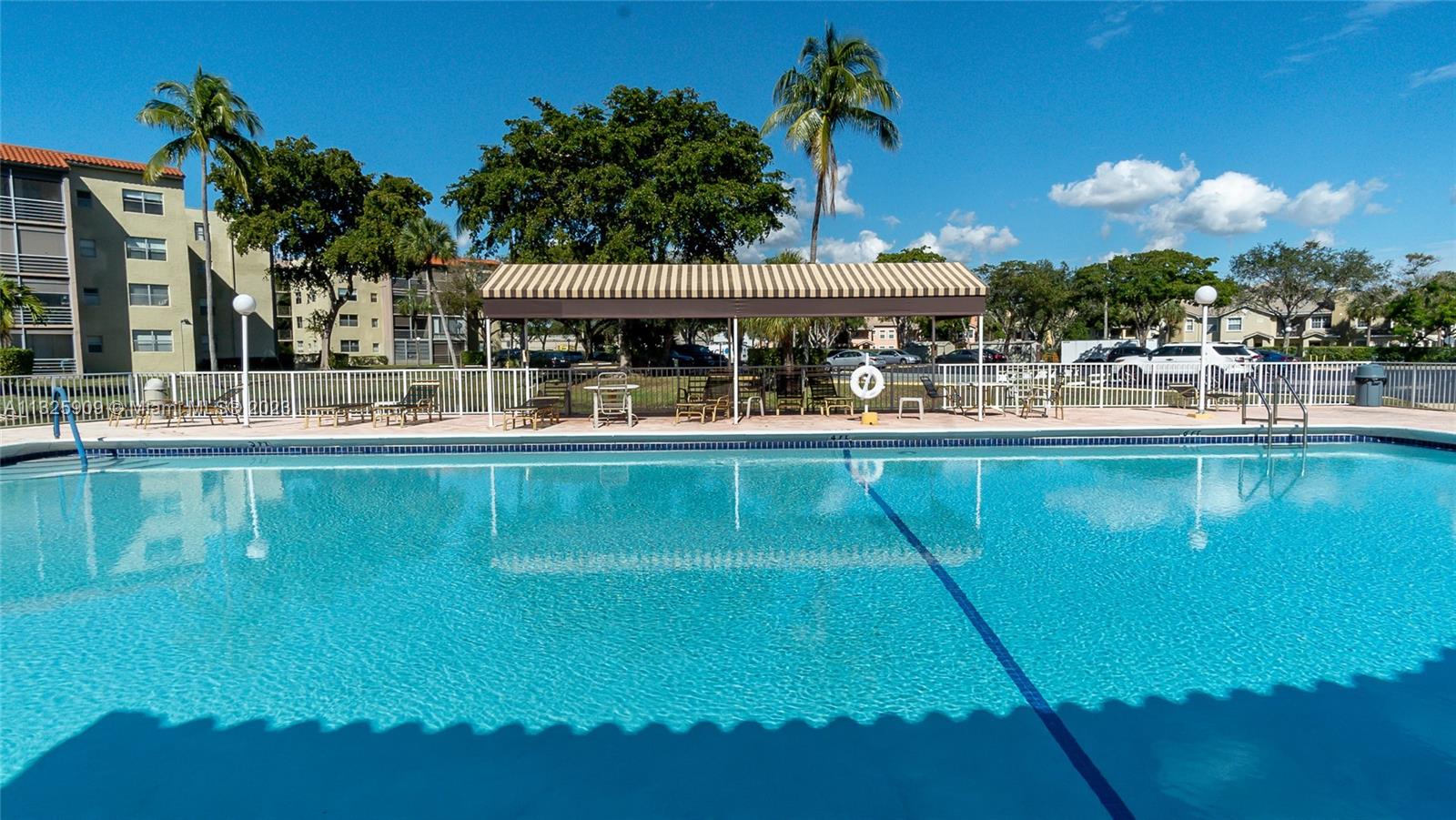 COURTYARDS OF BROWARD CON - Residential