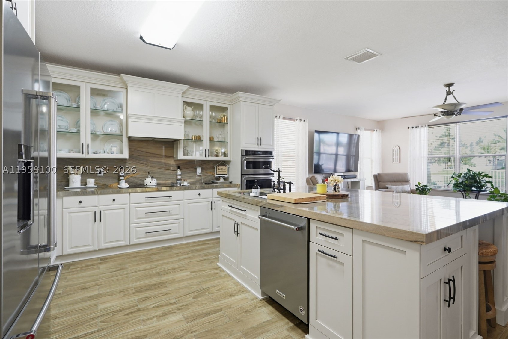 SILVER FALLS - Residential