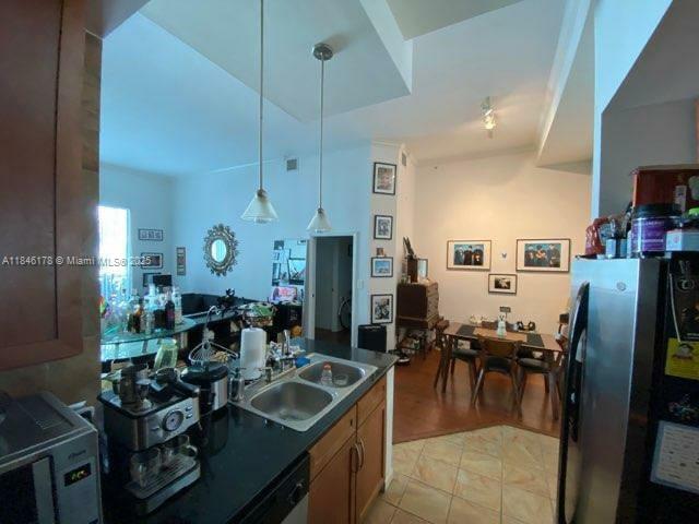 CITE CONDO - Residential