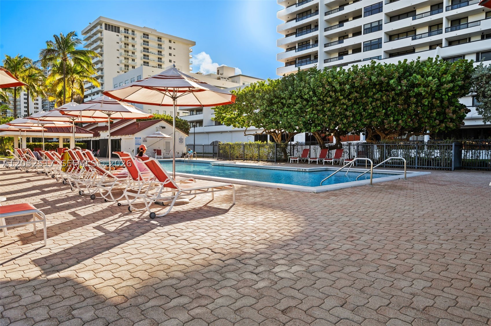 CLUB ATLANTIS CONDO - Residential