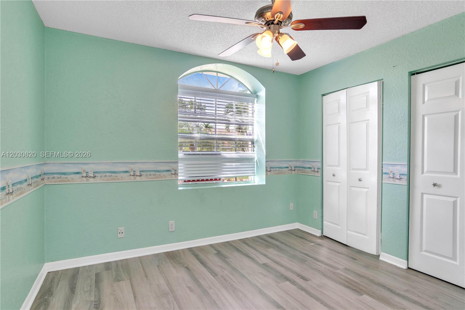 Pembroke Pointe Portraits - Residential