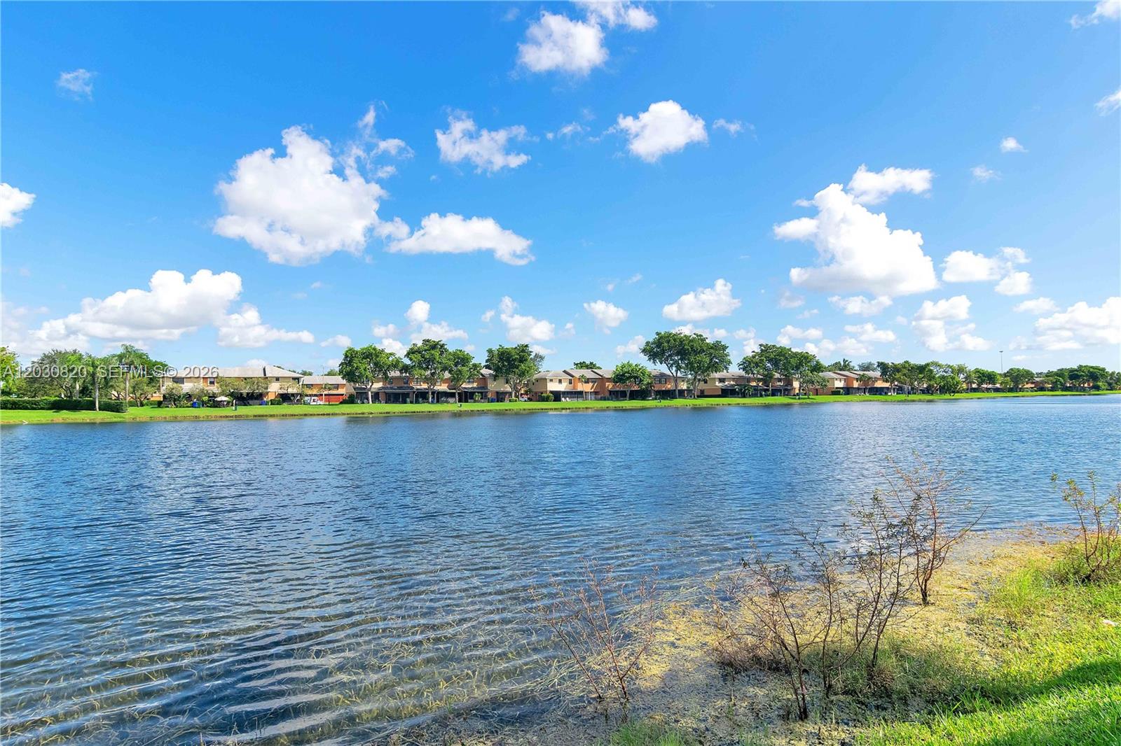 Pembroke Pointe Portraits - Residential