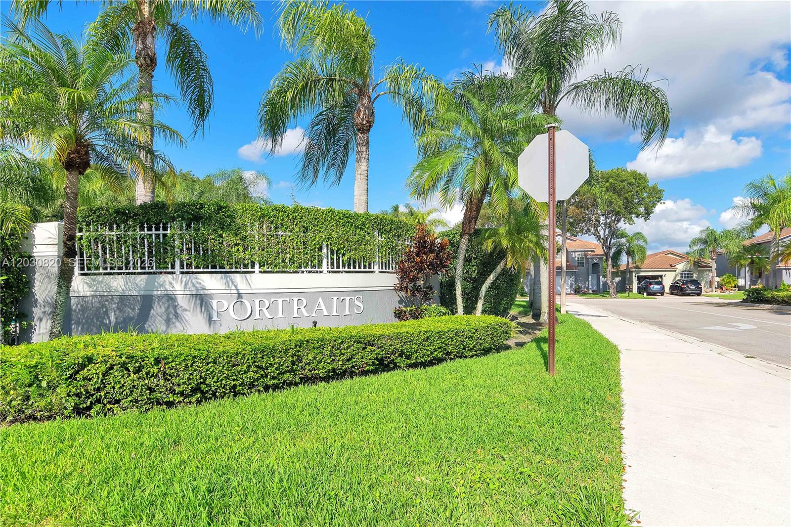 Pembroke Pointe Portraits - Residential