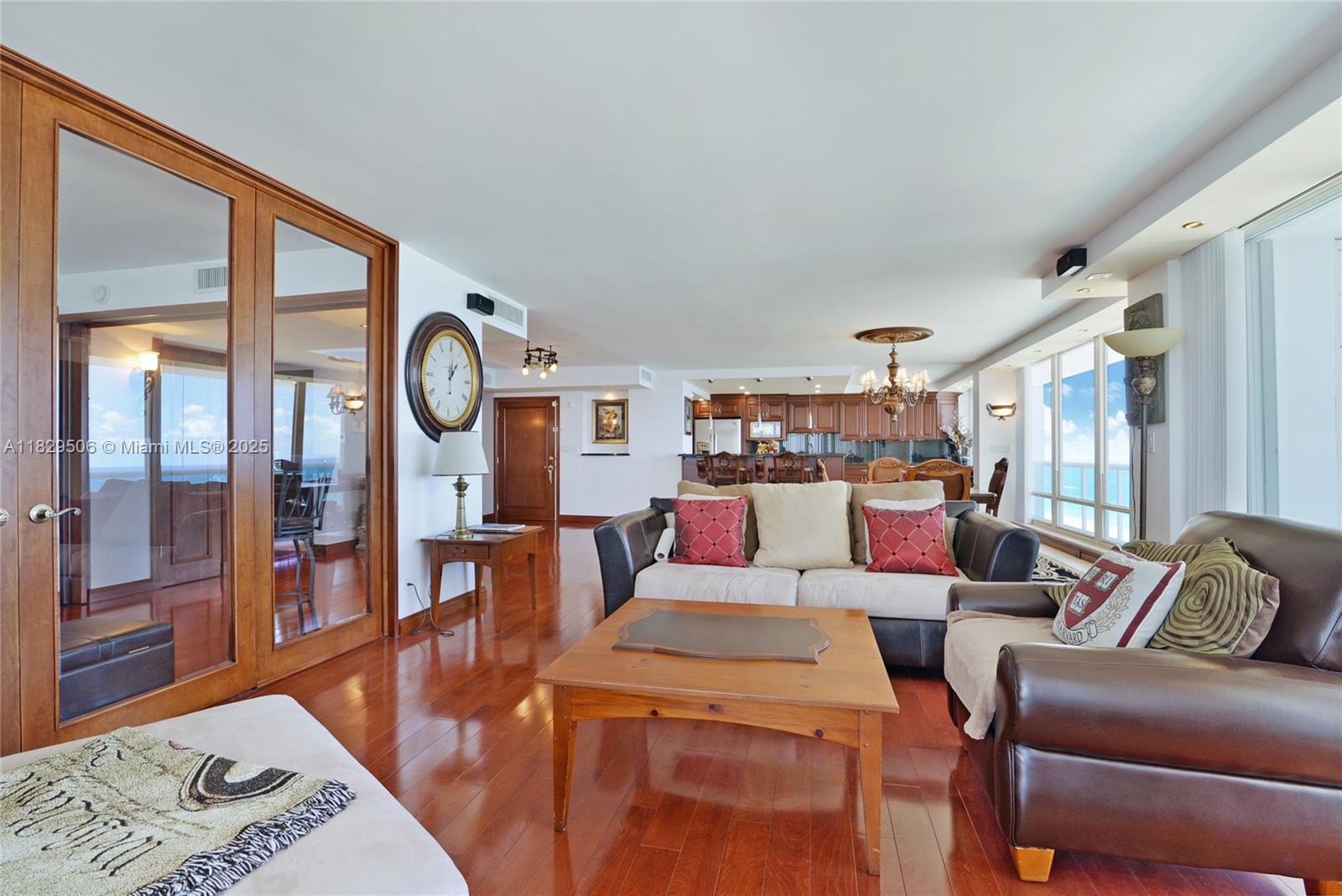 POINT OF AMERICAS - Residential Lease