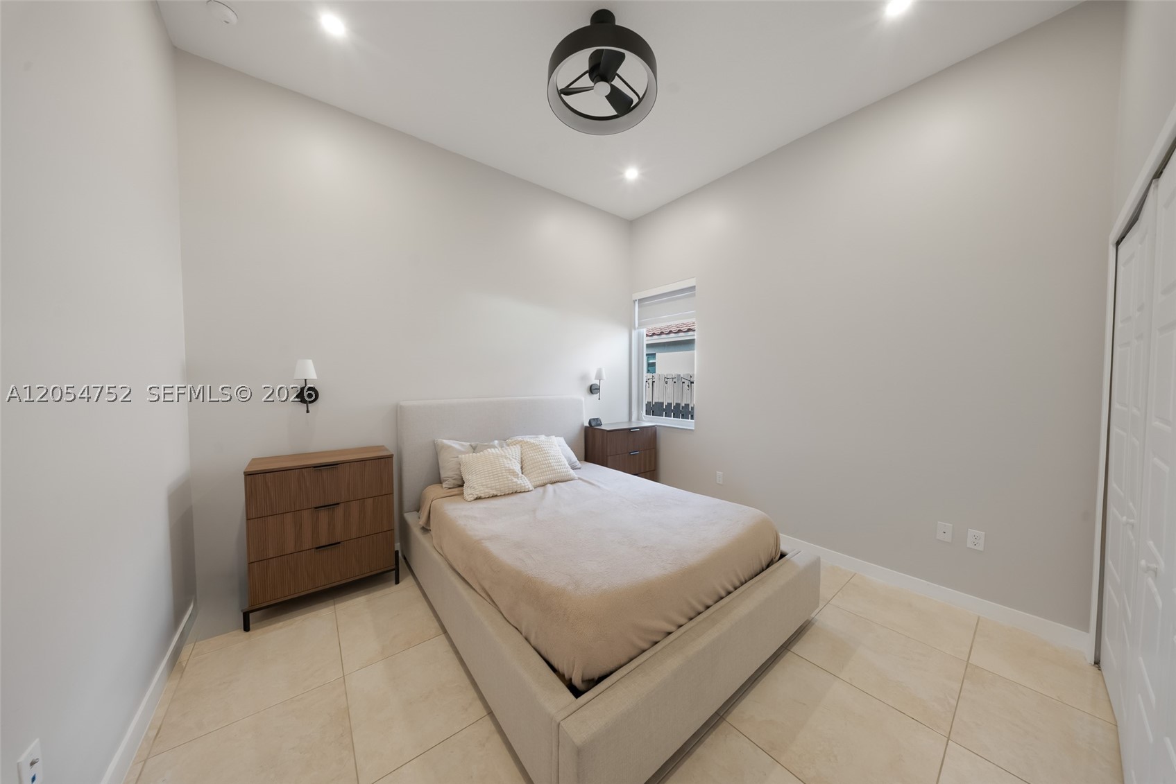 VENETIAN PARC WEST - Residential