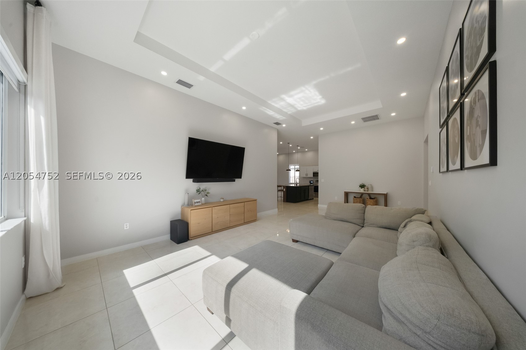 VENETIAN PARC WEST - Residential