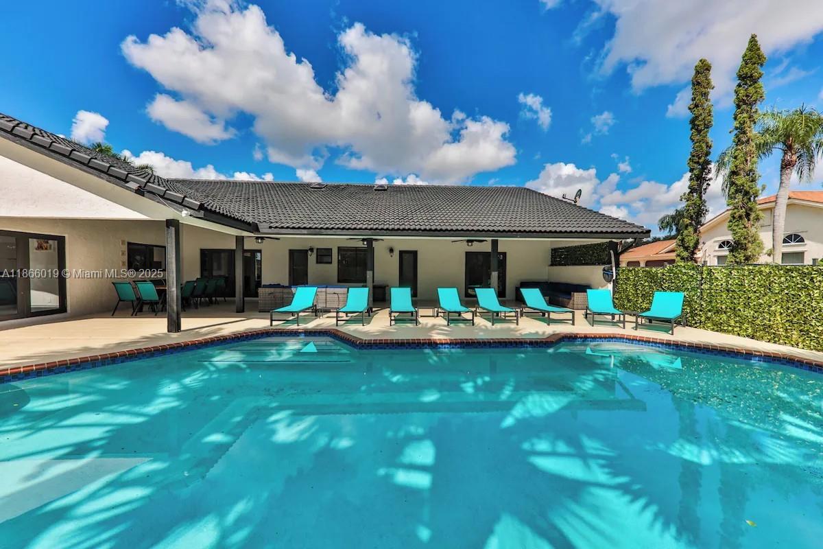 SHENANDOAH SECTION THREE - Residential Lease