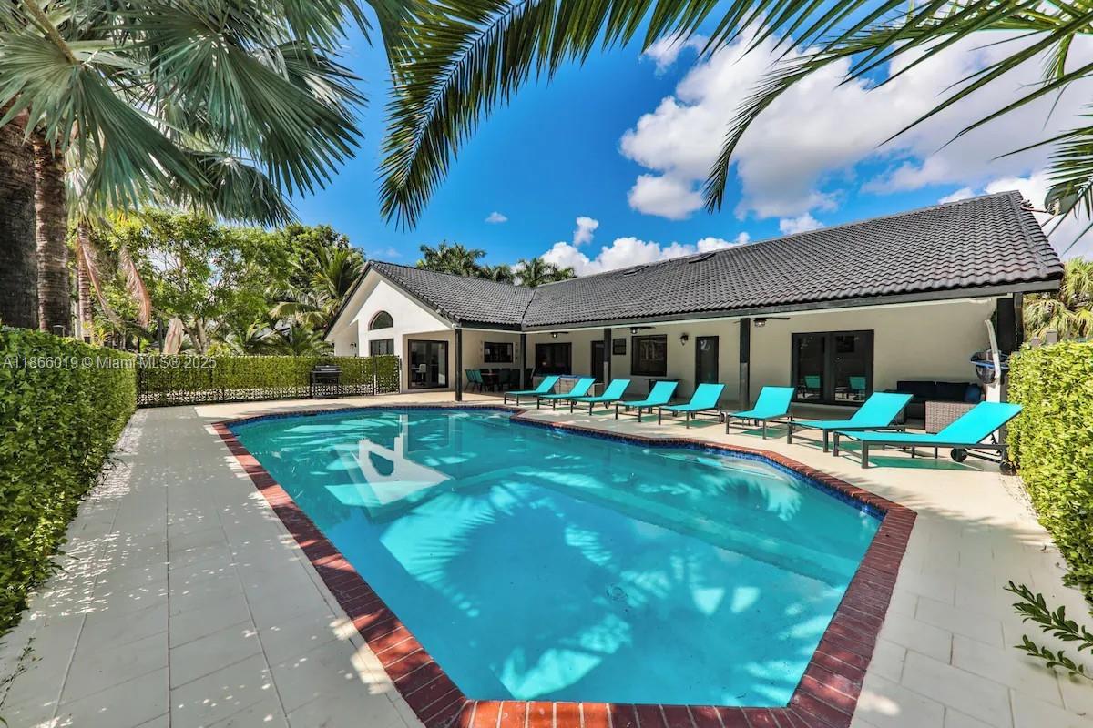 SHENANDOAH SECTION THREE - Residential Lease