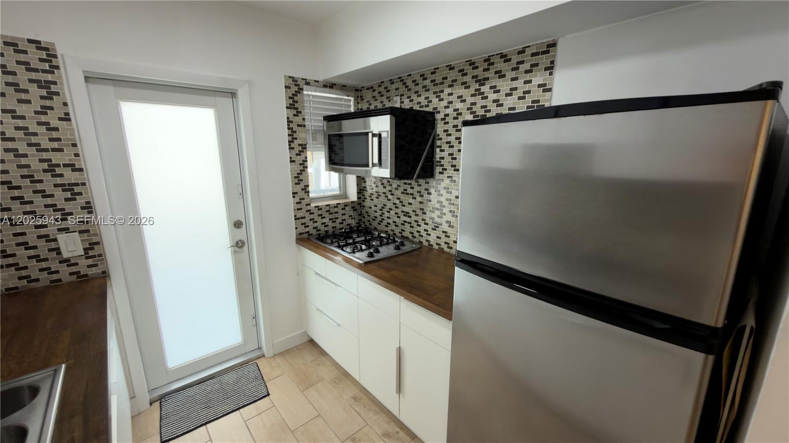 ALUNA CONDO - Residential Lease