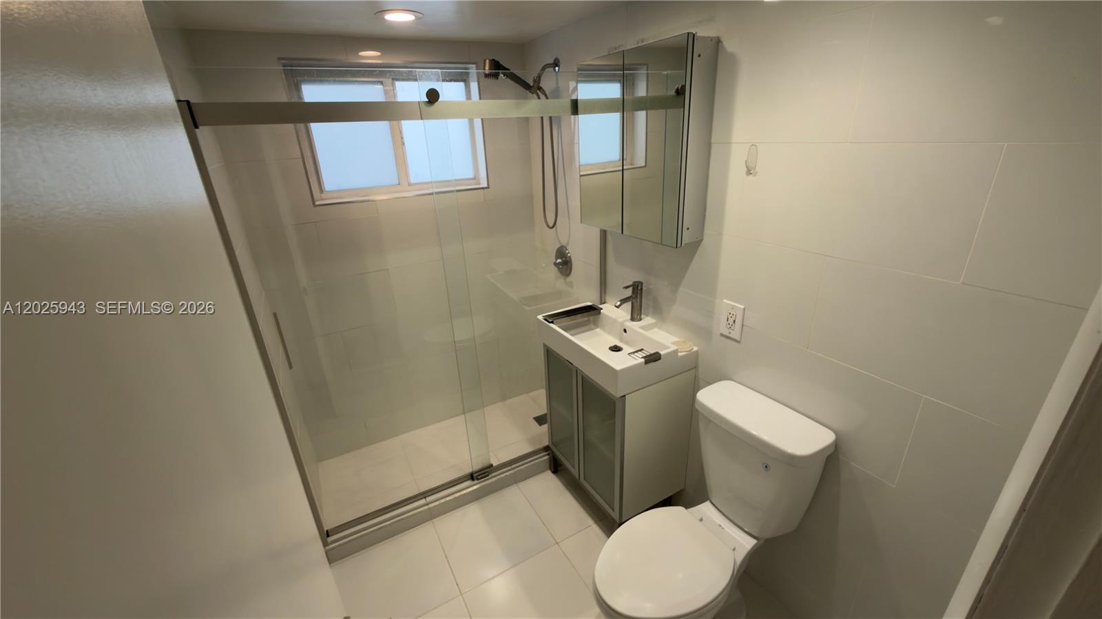 ALUNA CONDO - Residential Lease