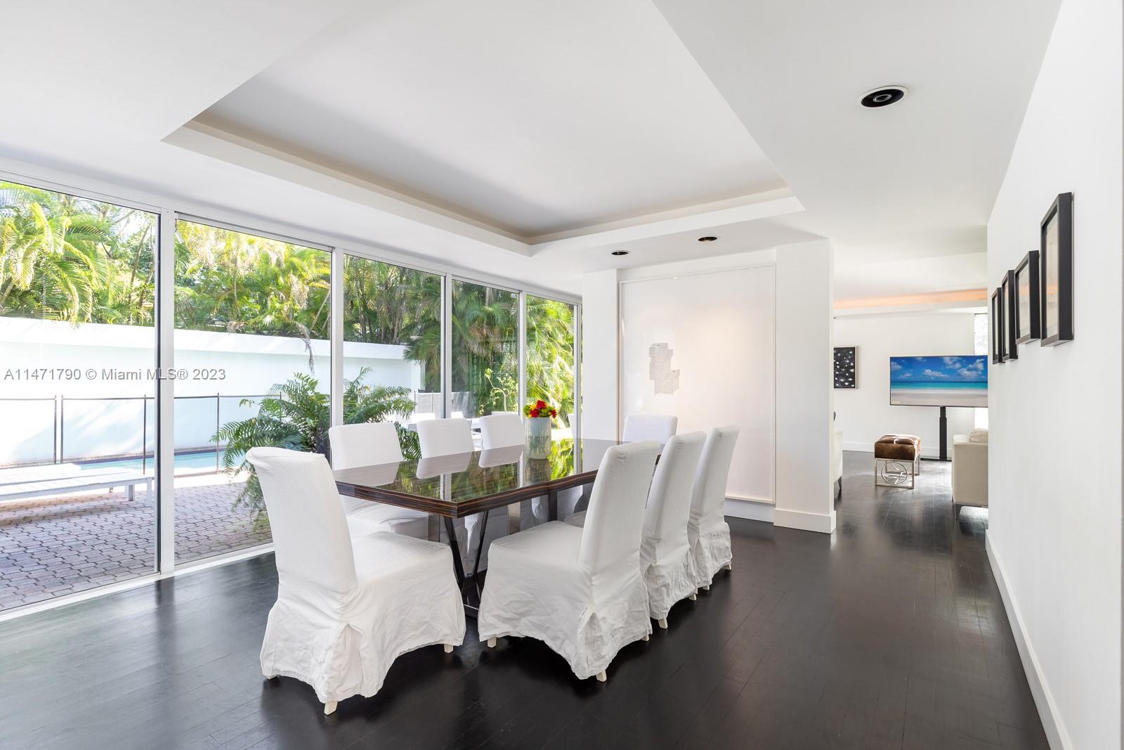 LENNOX PARK - Residential Lease