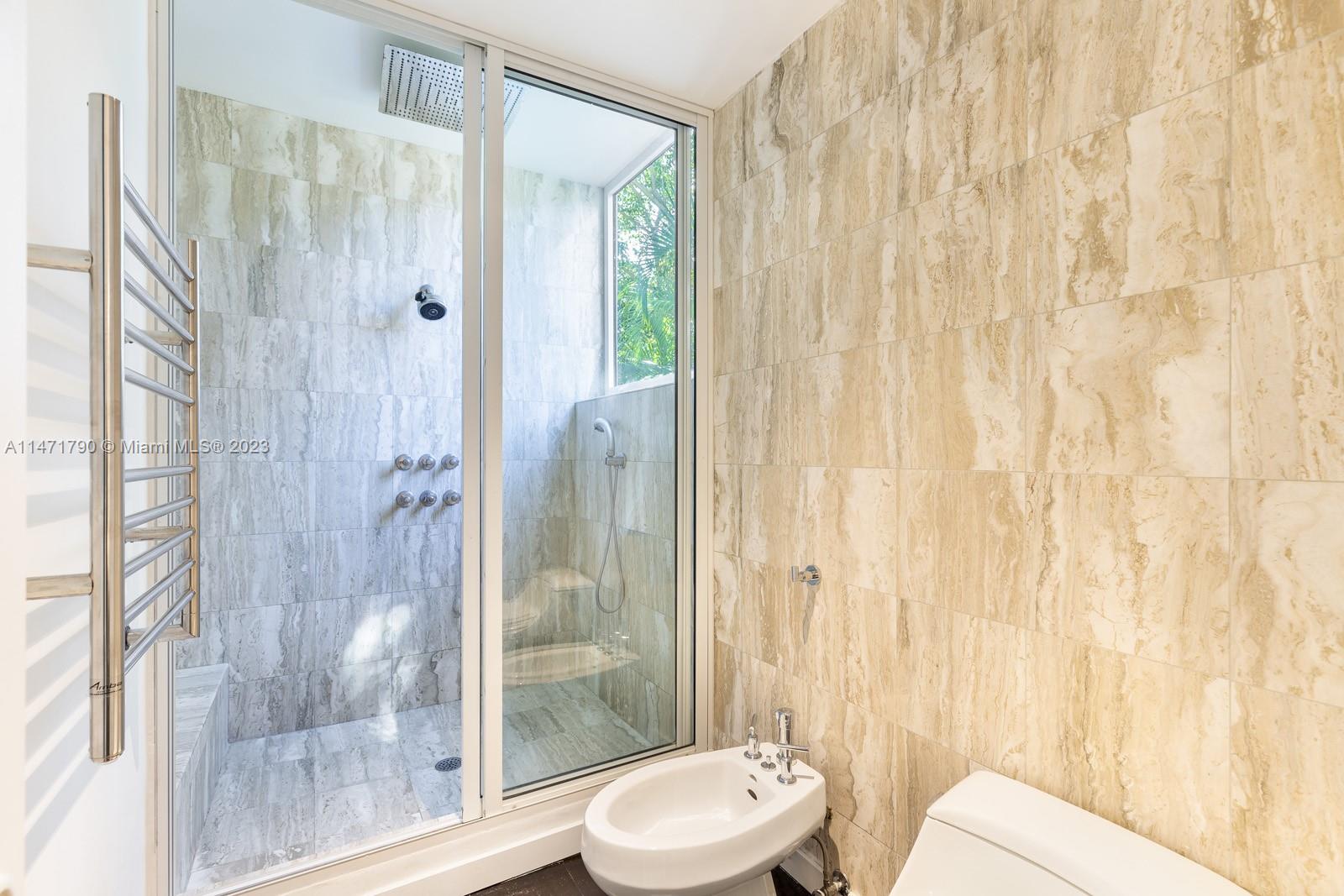 LENNOX PARK - Residential Lease