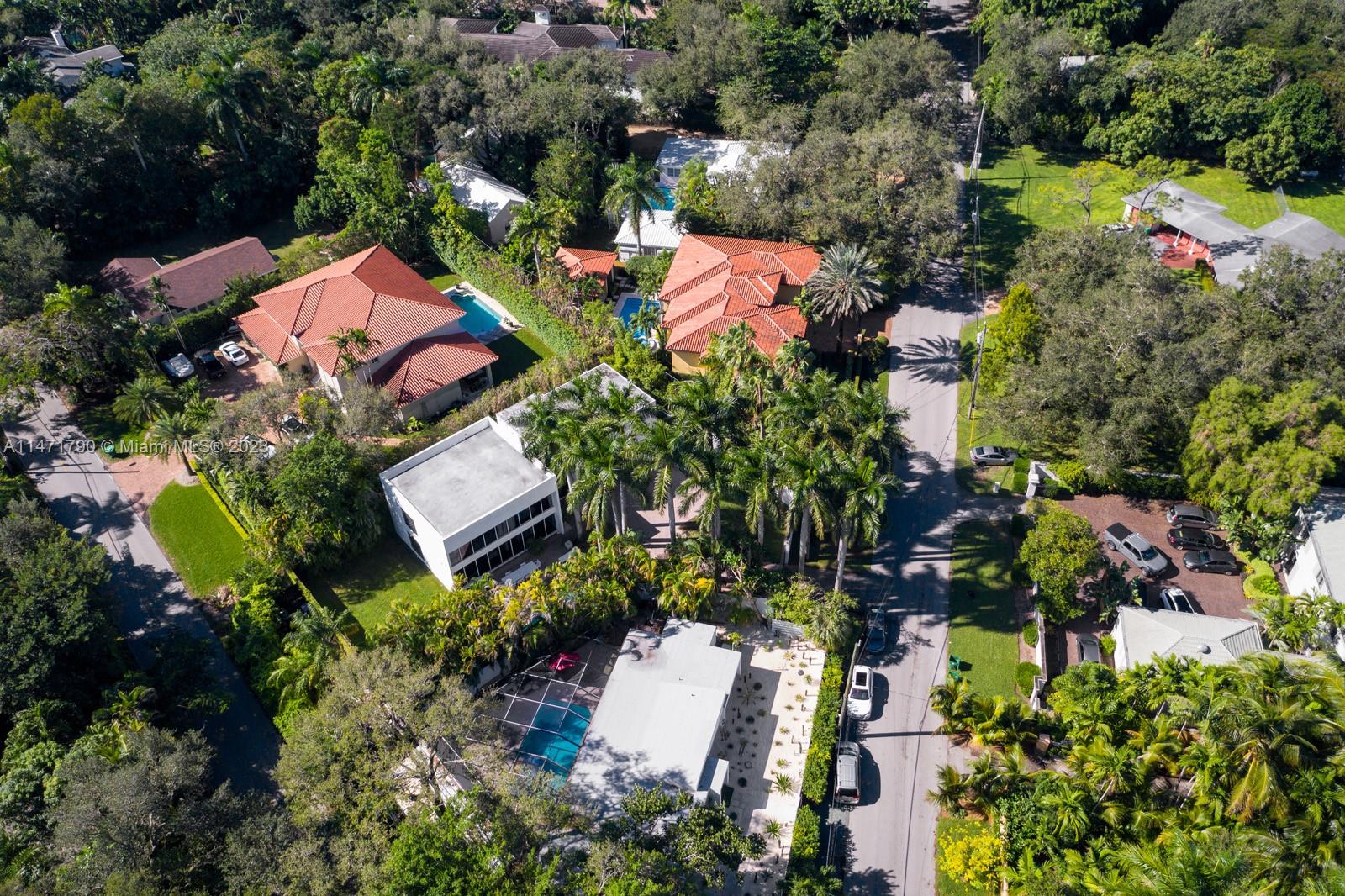 LENNOX PARK - Residential Lease