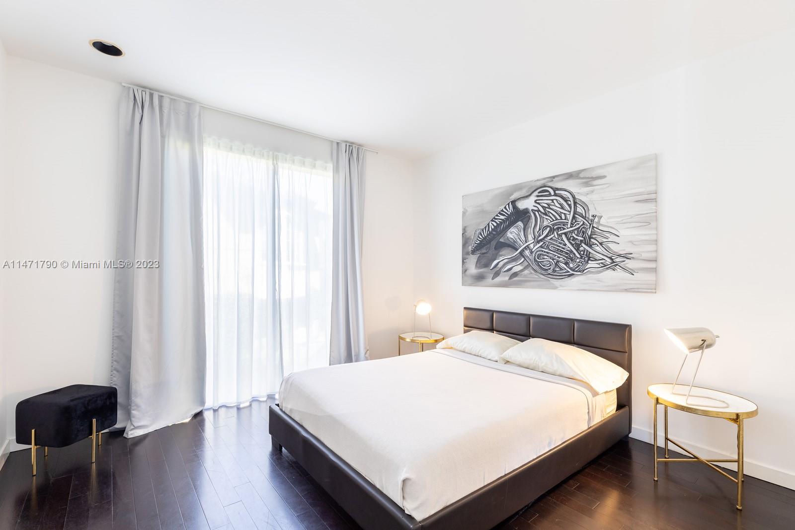 LENNOX PARK - Residential Lease