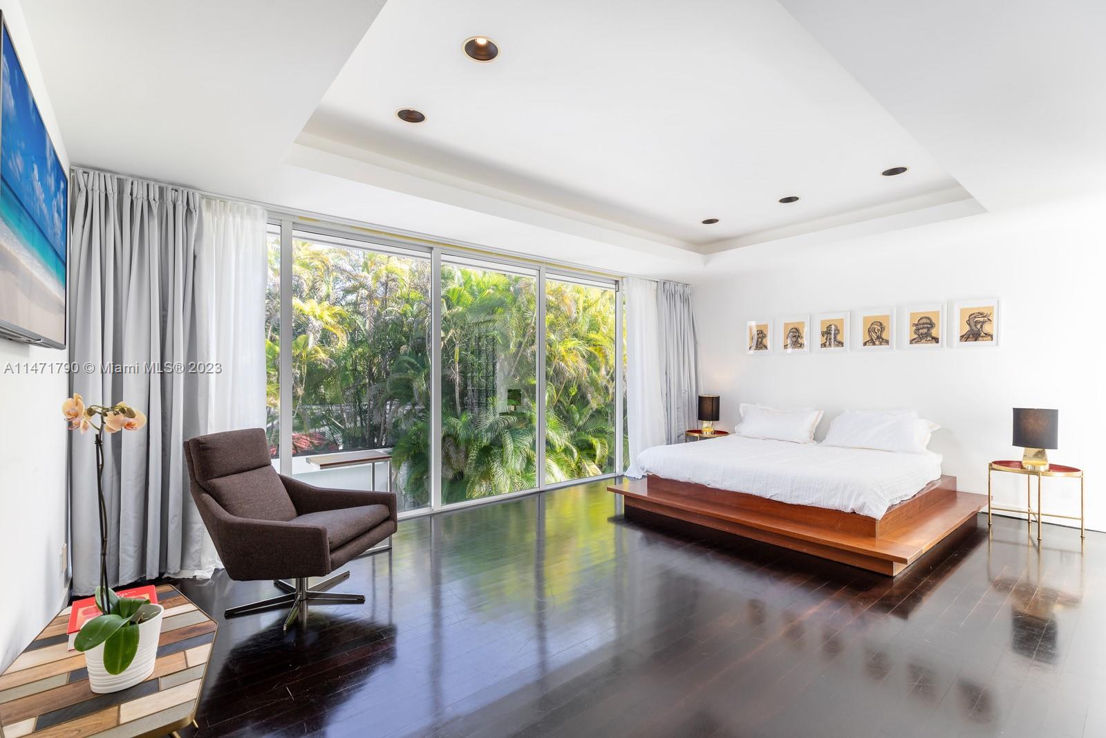 LENNOX PARK - Residential Lease