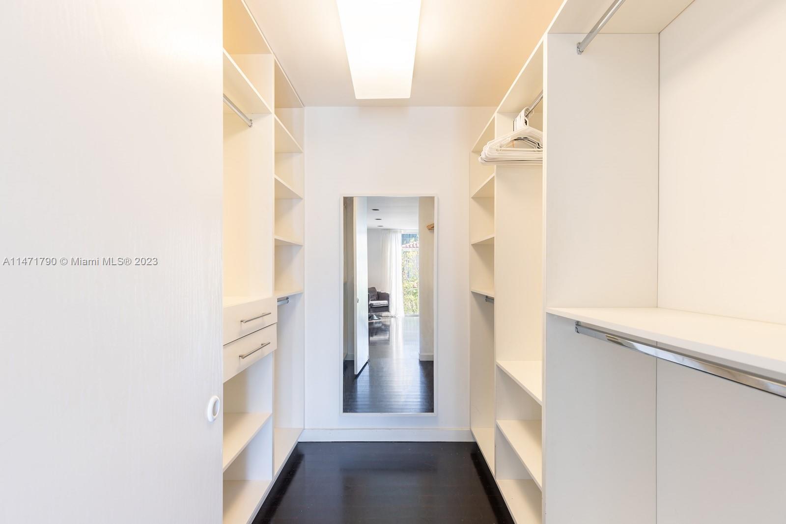 LENNOX PARK - Residential Lease