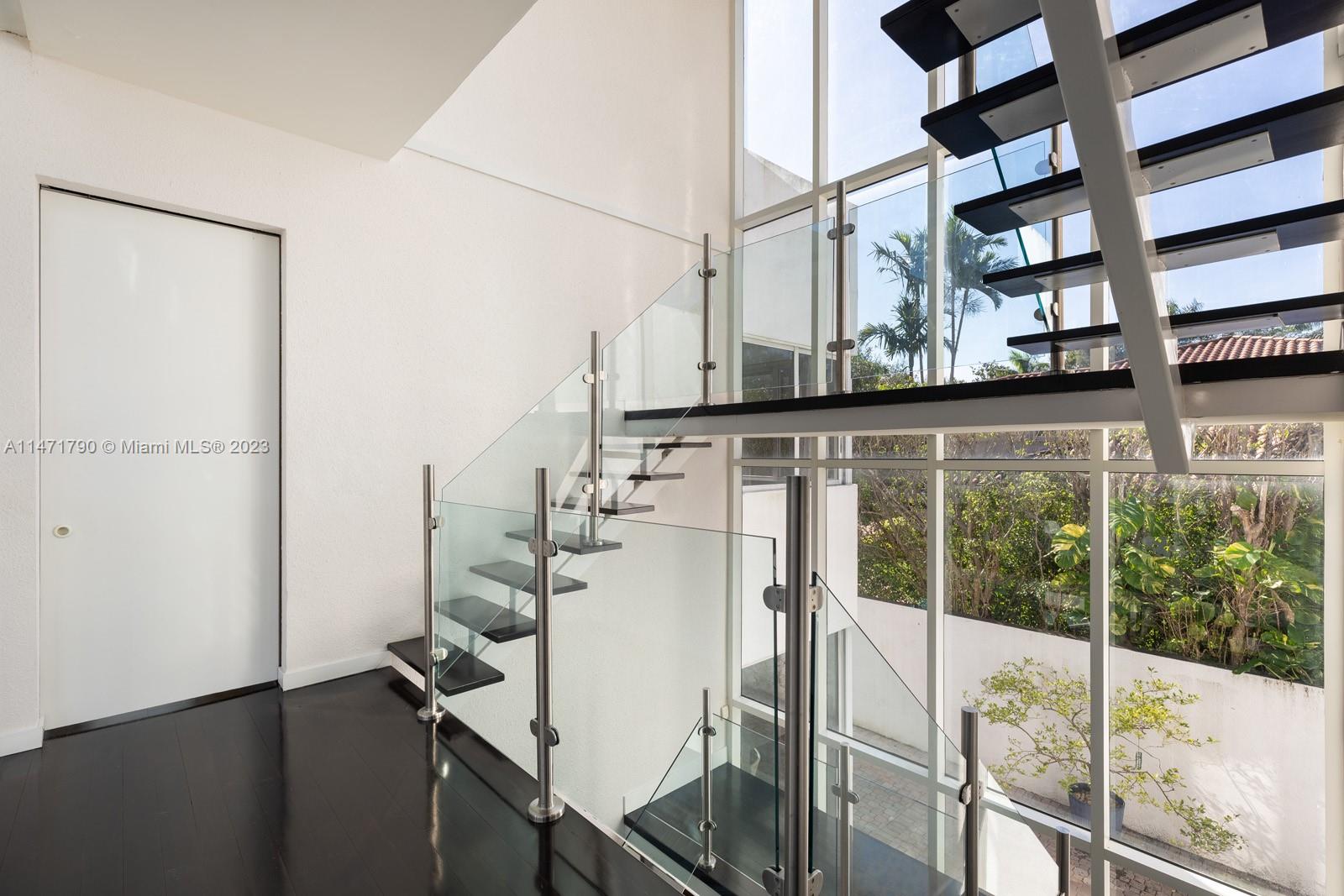 LENNOX PARK - Residential Lease