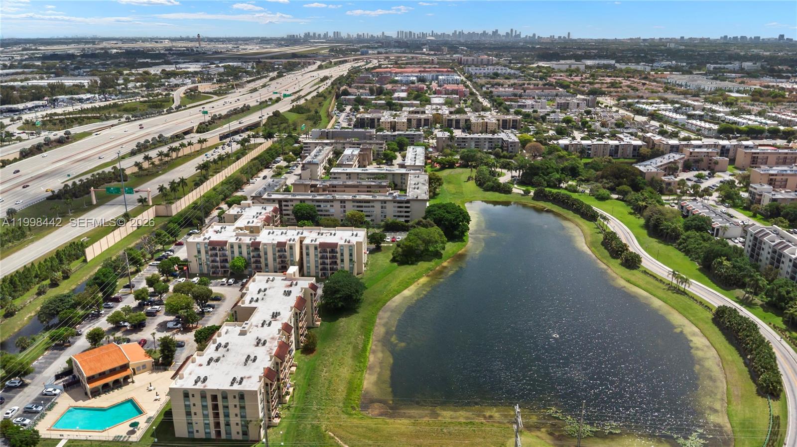 PINEBARK CONDO NO 2 - BLD - Residential