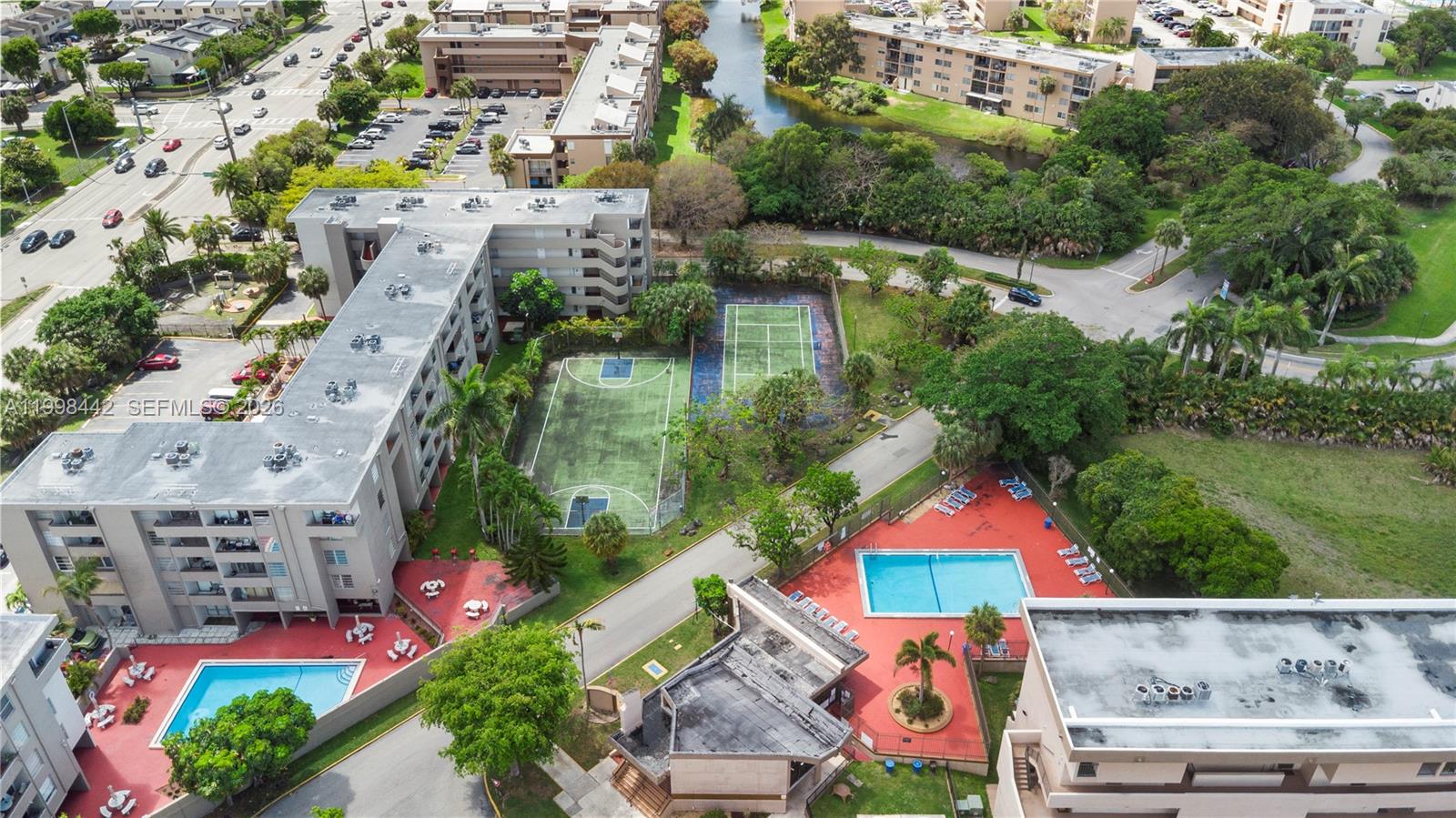 PINEBARK CONDO NO 2 - BLD - Residential
