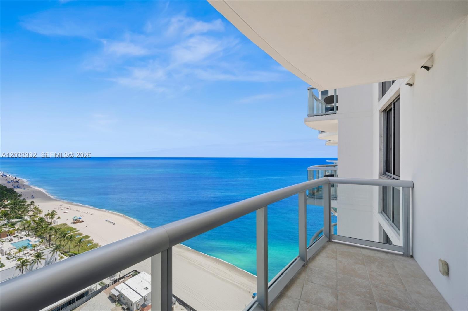 M RESORT RESIDENCES CONDO - Residential