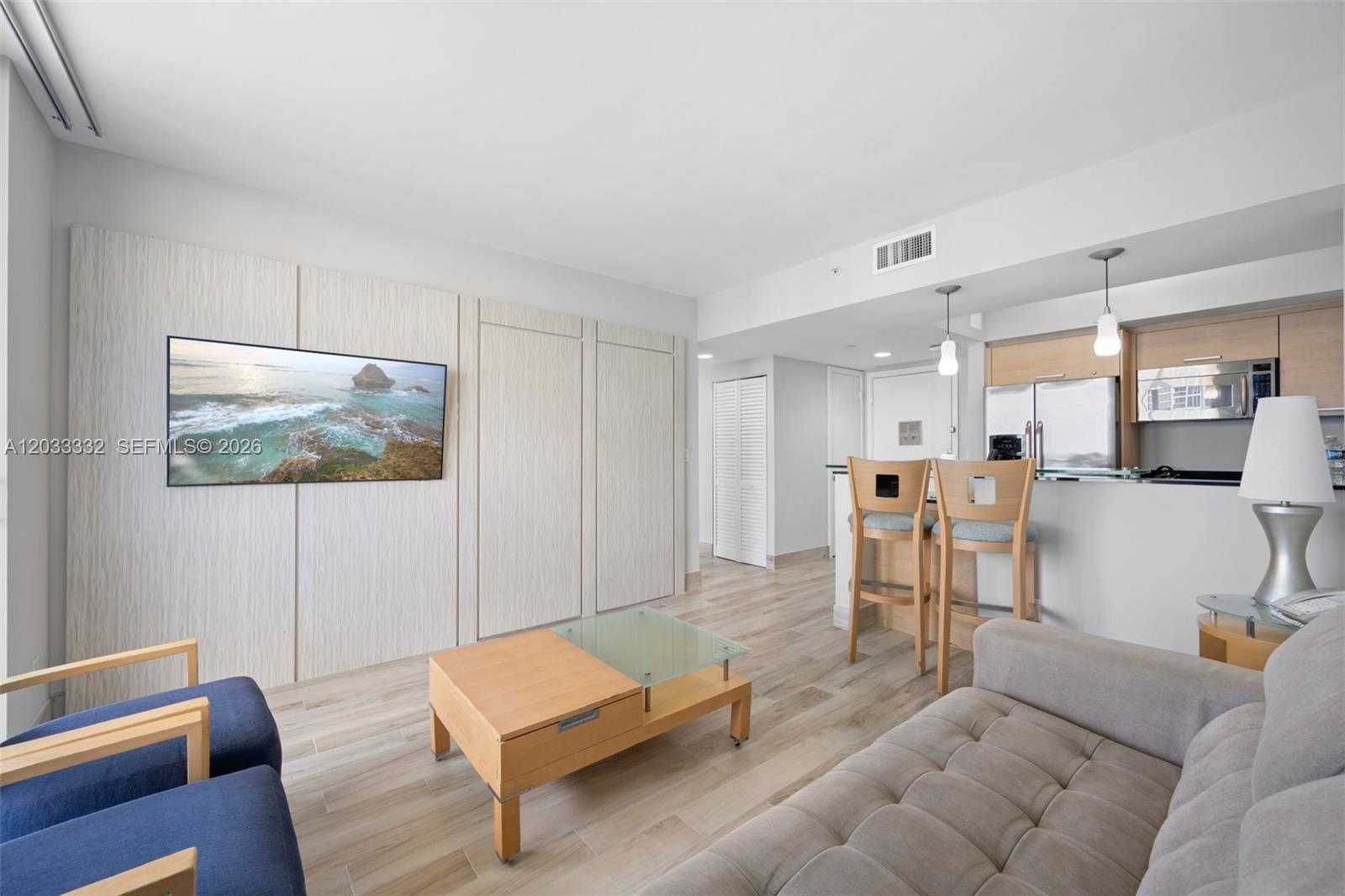 M RESORT RESIDENCES CONDO - Residential