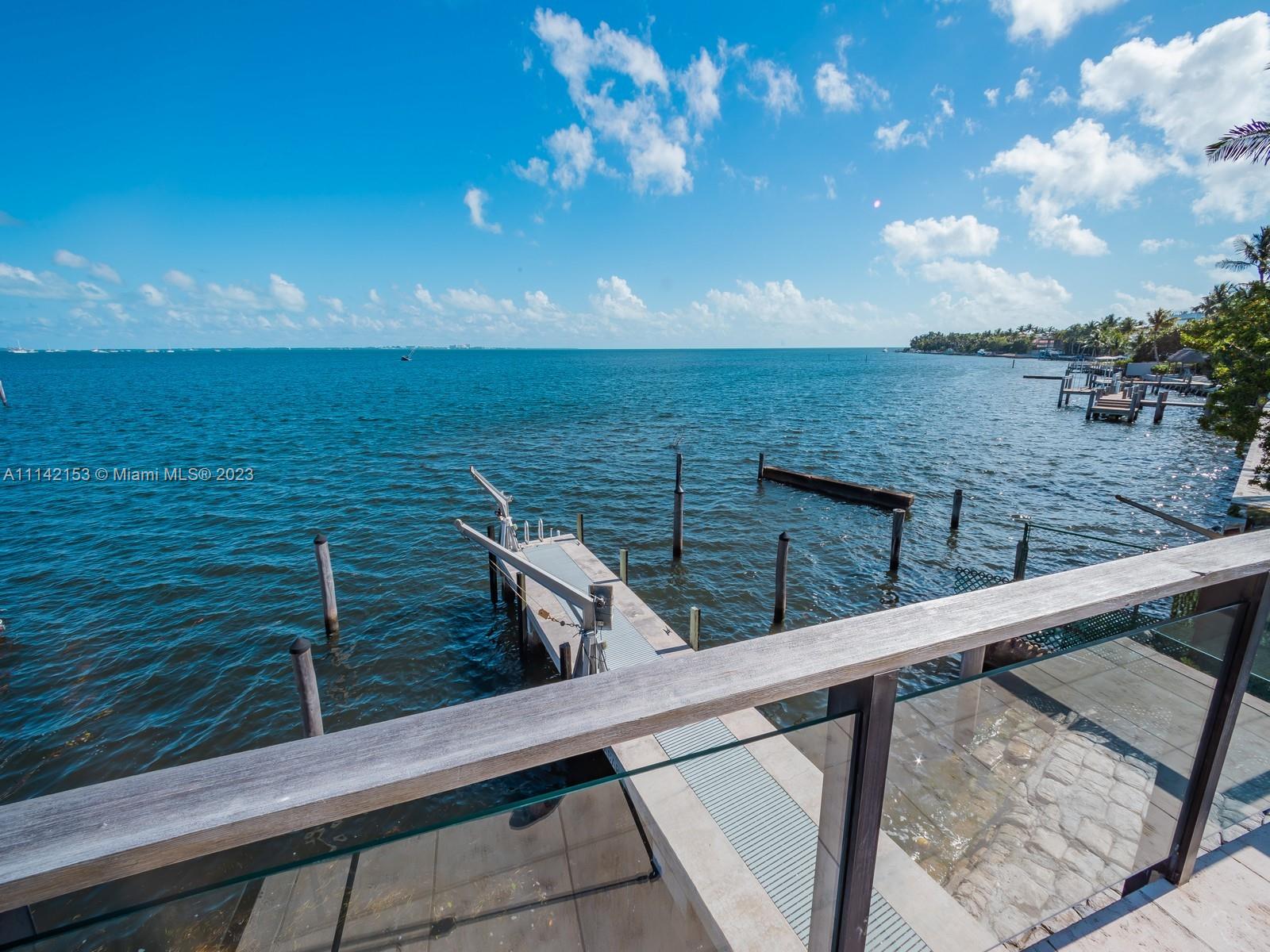 BAY HOMES SUB DB 338-23 - Residential