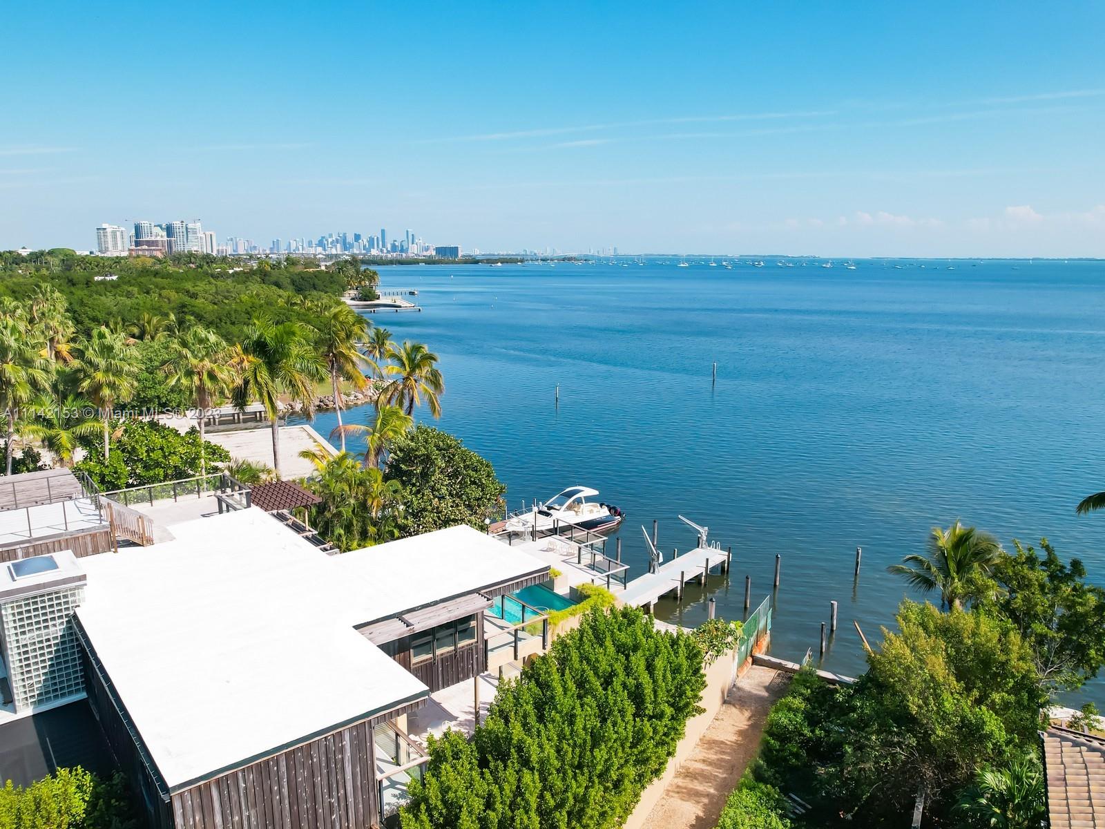 BAY HOMES SUB DB 338-23 - Residential