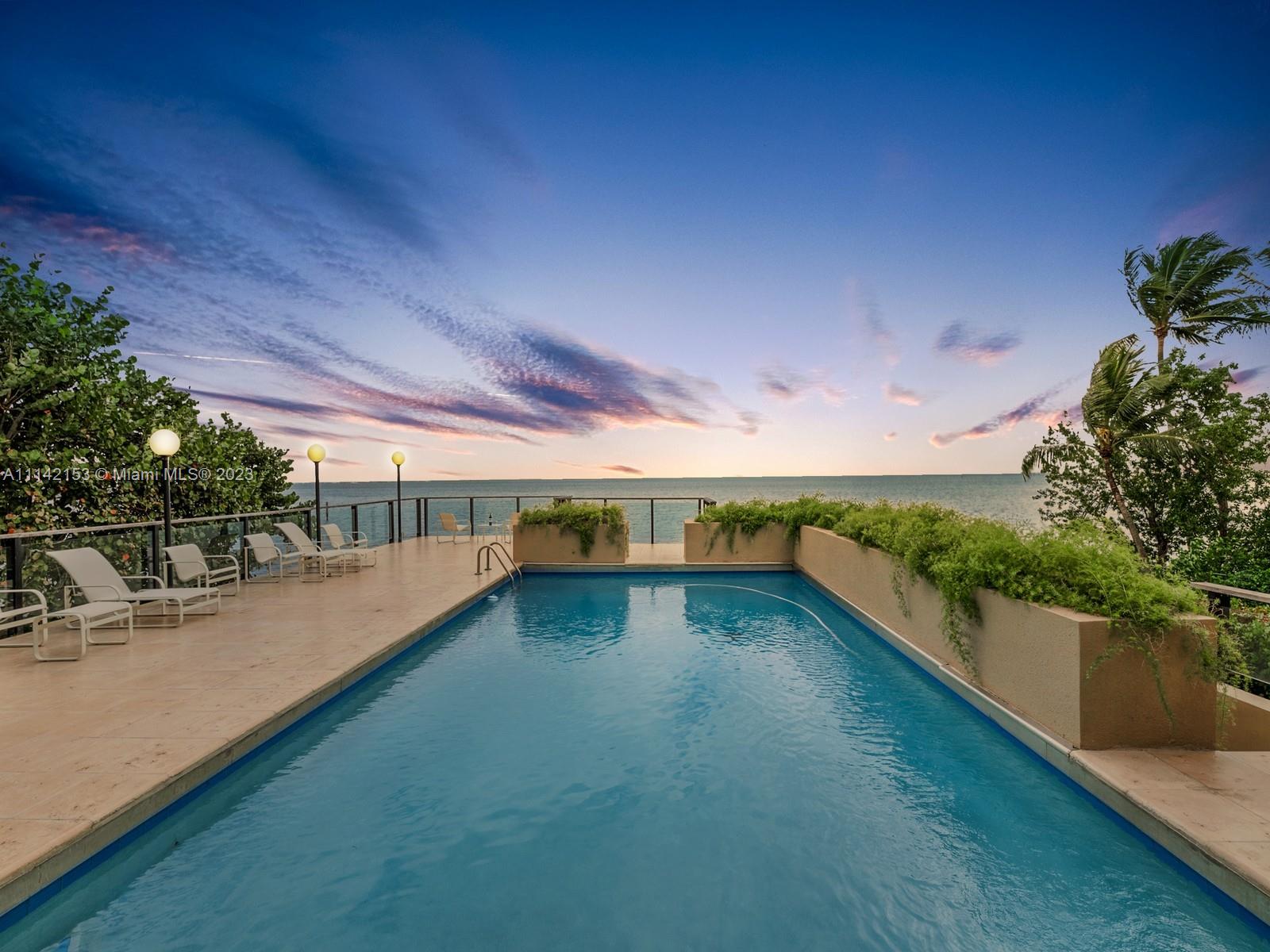 BAY HOMES SUB DB 338-23 - Residential
