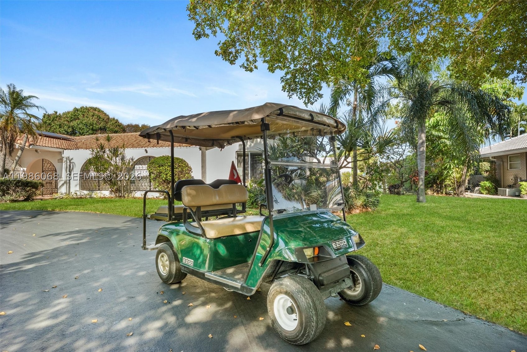 CORAL SPRINGS COUNTRY CLU - Residential