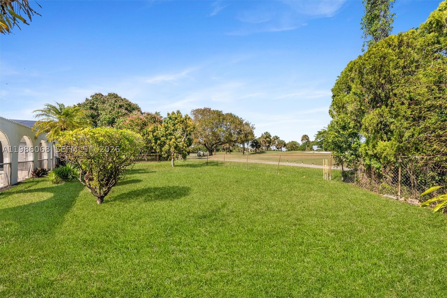 CORAL SPRINGS COUNTRY CLU - Residential