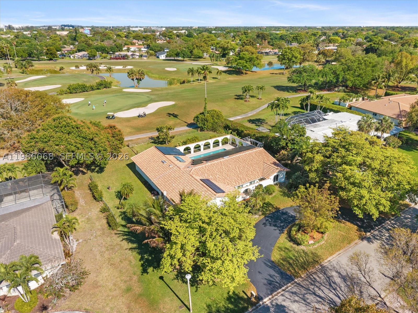 CORAL SPRINGS COUNTRY CLU - Residential