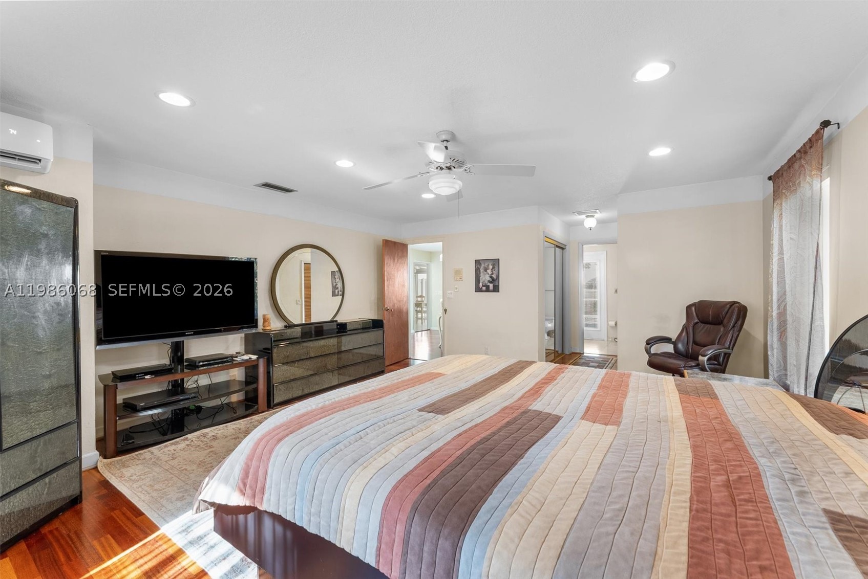 CORAL SPRINGS COUNTRY CLU - Residential