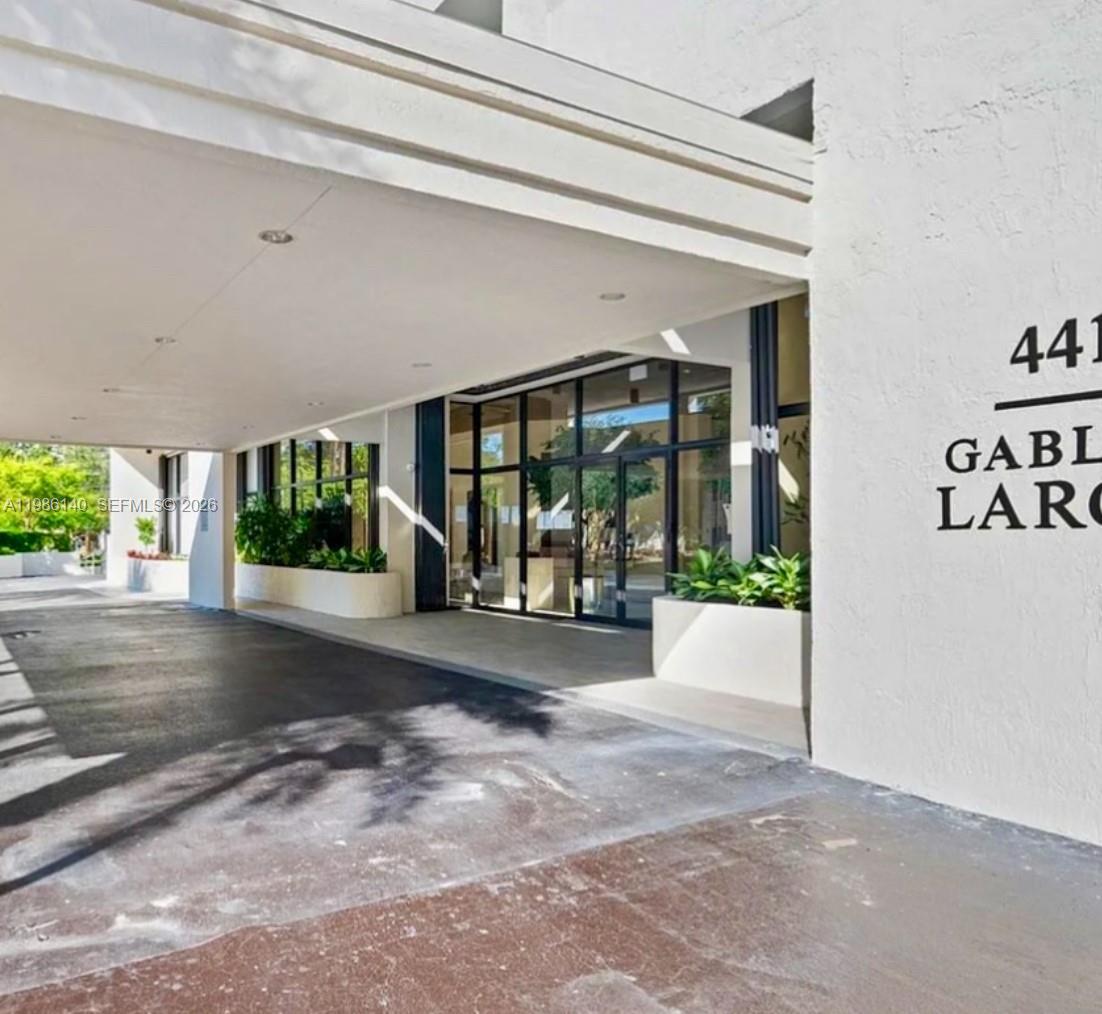 GABLES LAROC CONDO - Residential