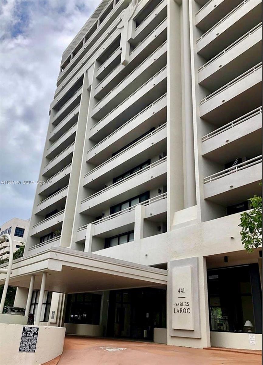 New Listing | Gables La Roc – Boutique Living in Coral Gables Live in one of the most desirable boutique buildings in Coral Gables Rare low-density building in the heart of Coral Gables.
Walk to Miracle Mile dining and shops.   3 Bedrooms | 2.5 Bathrooms Spacious layout with foyer entry, formal living, dining + family room Large primary suite with 2 walk-in closets Wraparound balcony with city views Bright interiors with abundant natural light 2 assigned parking spaces

Well-maintained, mostly owner-occupied building with completed concrete restoration. Amenities include pool, gym, and secured lobby. Prime location near top dining, major highways, and Miami International Airport. Easy to show contact listing agent today.