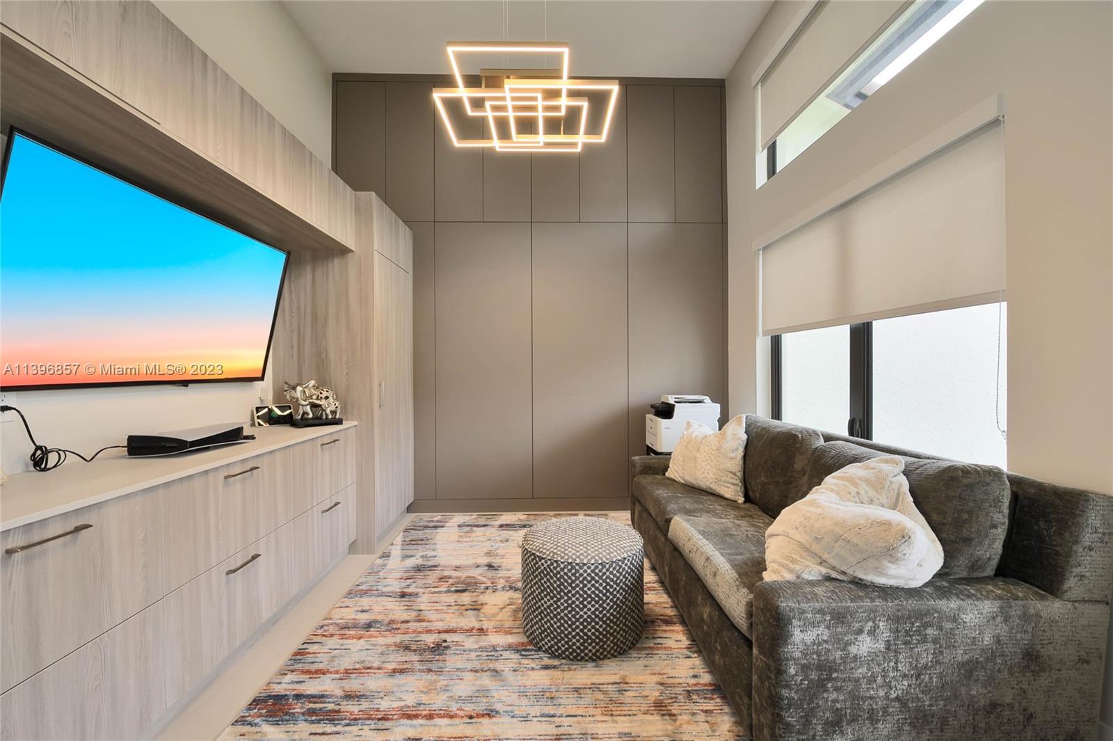 COUNTRY ISLES - Residential