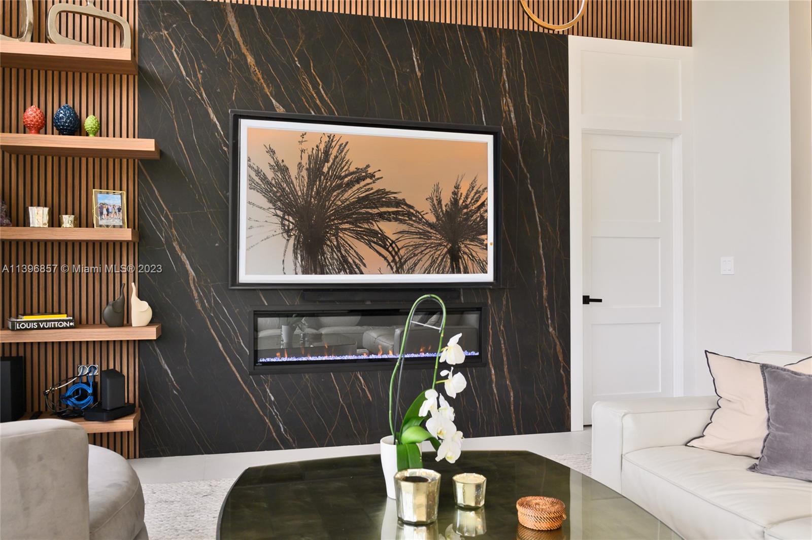 COUNTRY ISLES - Residential
