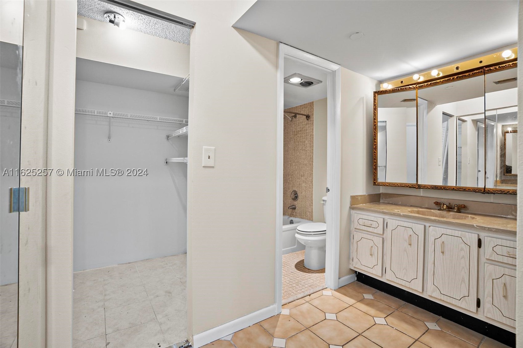 PARK PLACE CONDOMINIUM NO - Residential
