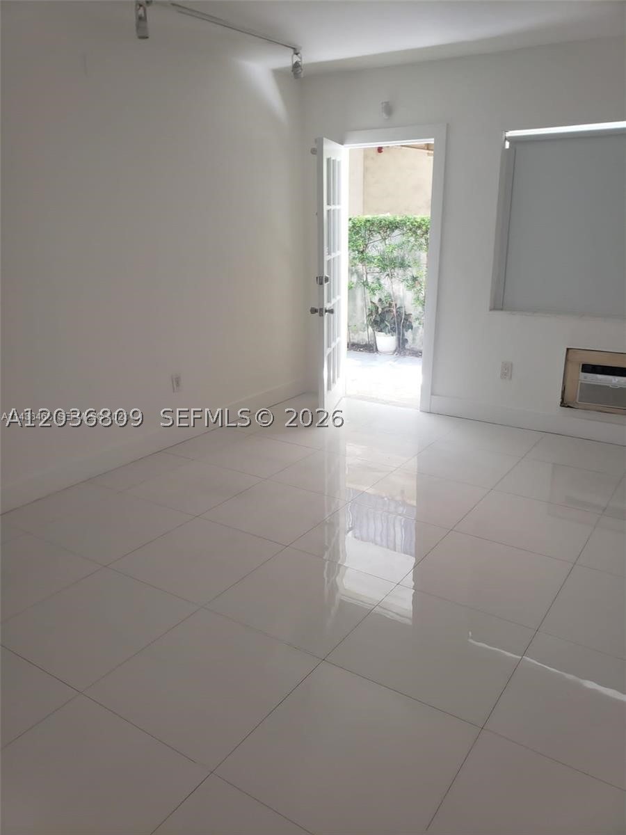 BUFFERD CONDO - Residential Lease