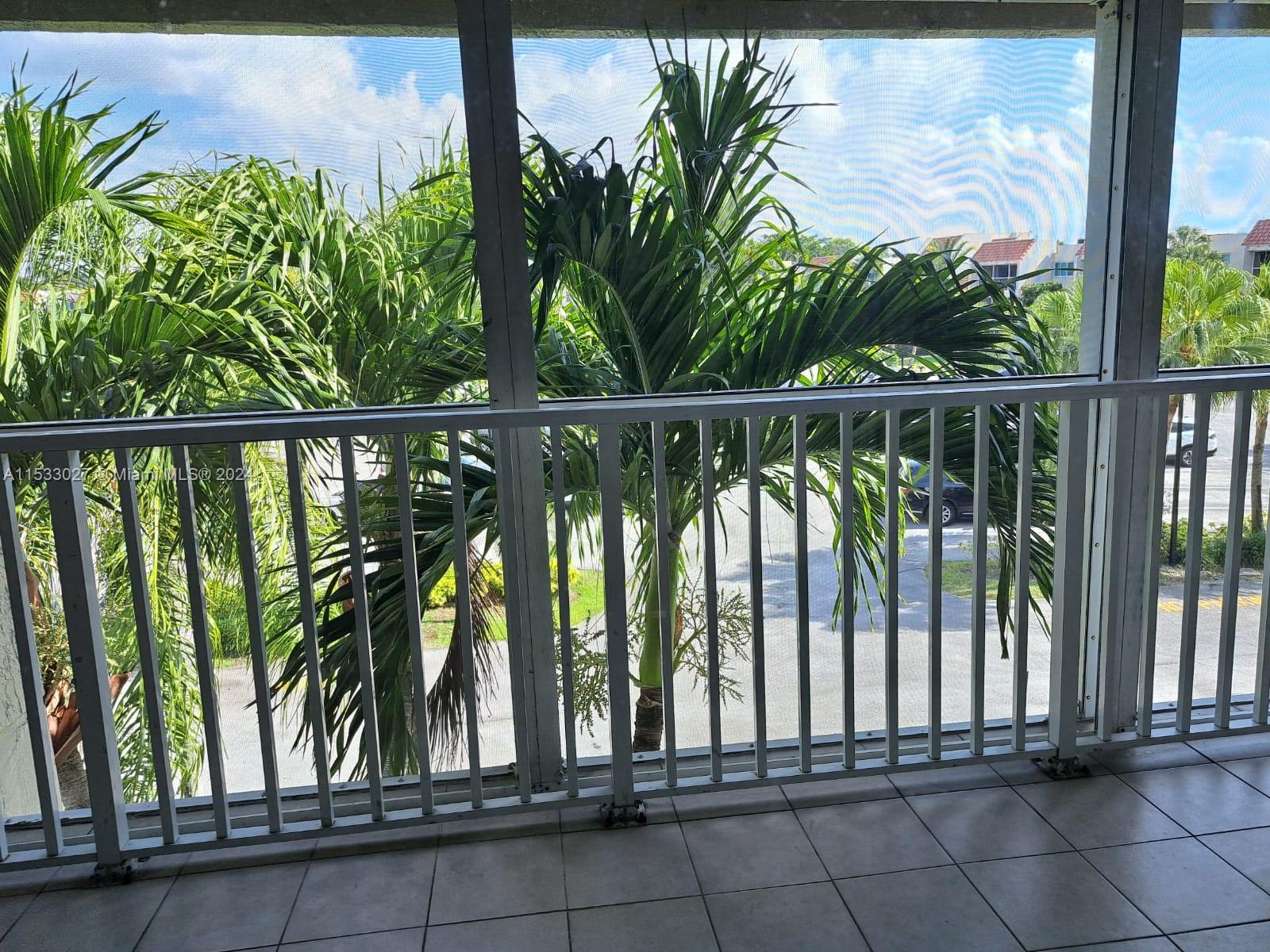 RACQUET CLUB 1 AT BONAVEN - Residential Lease