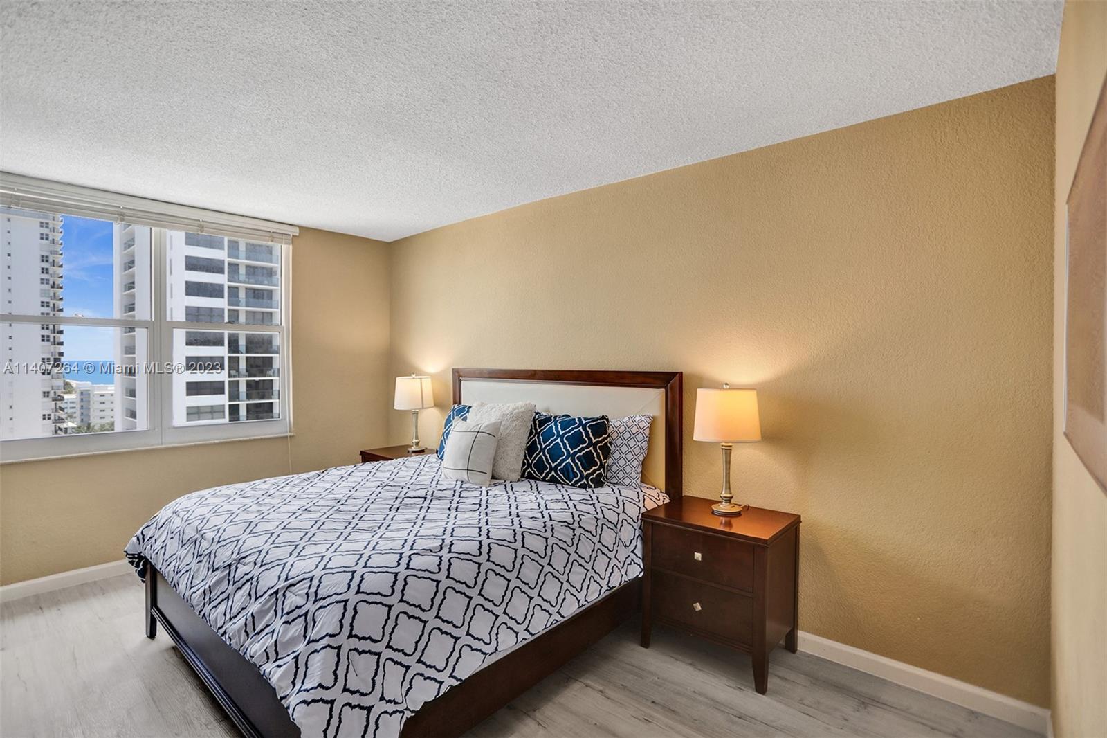 WAVE CONDO - Residential Lease