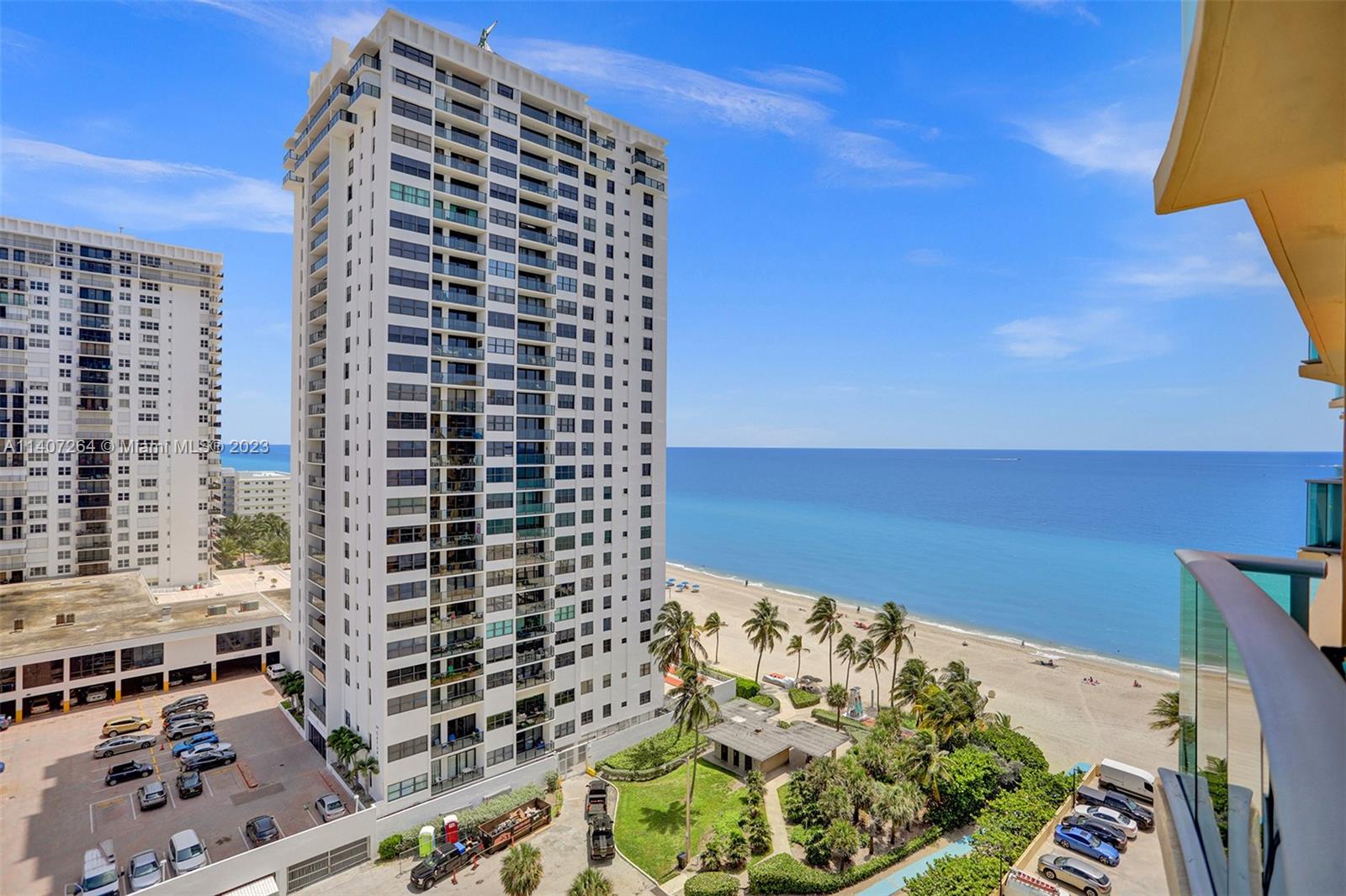 WAVE CONDO - Residential Lease