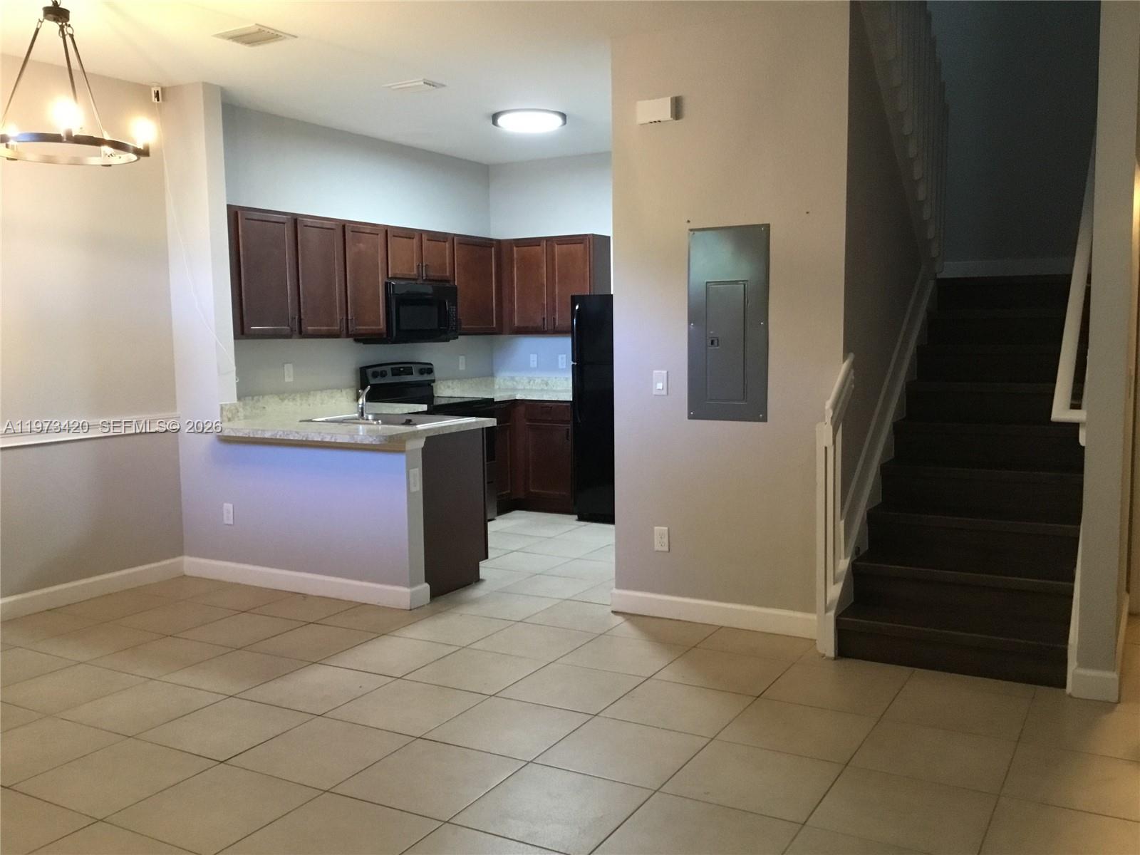 EDC ASSOCIATES PLAT - Residential