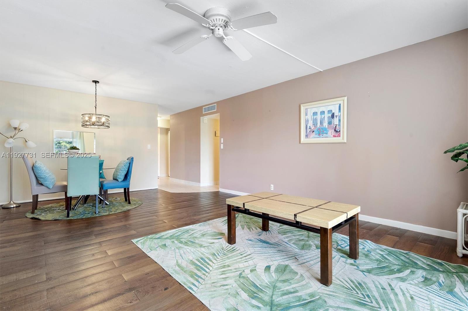 MEADOWBROOK LAKES CONDO - Residential