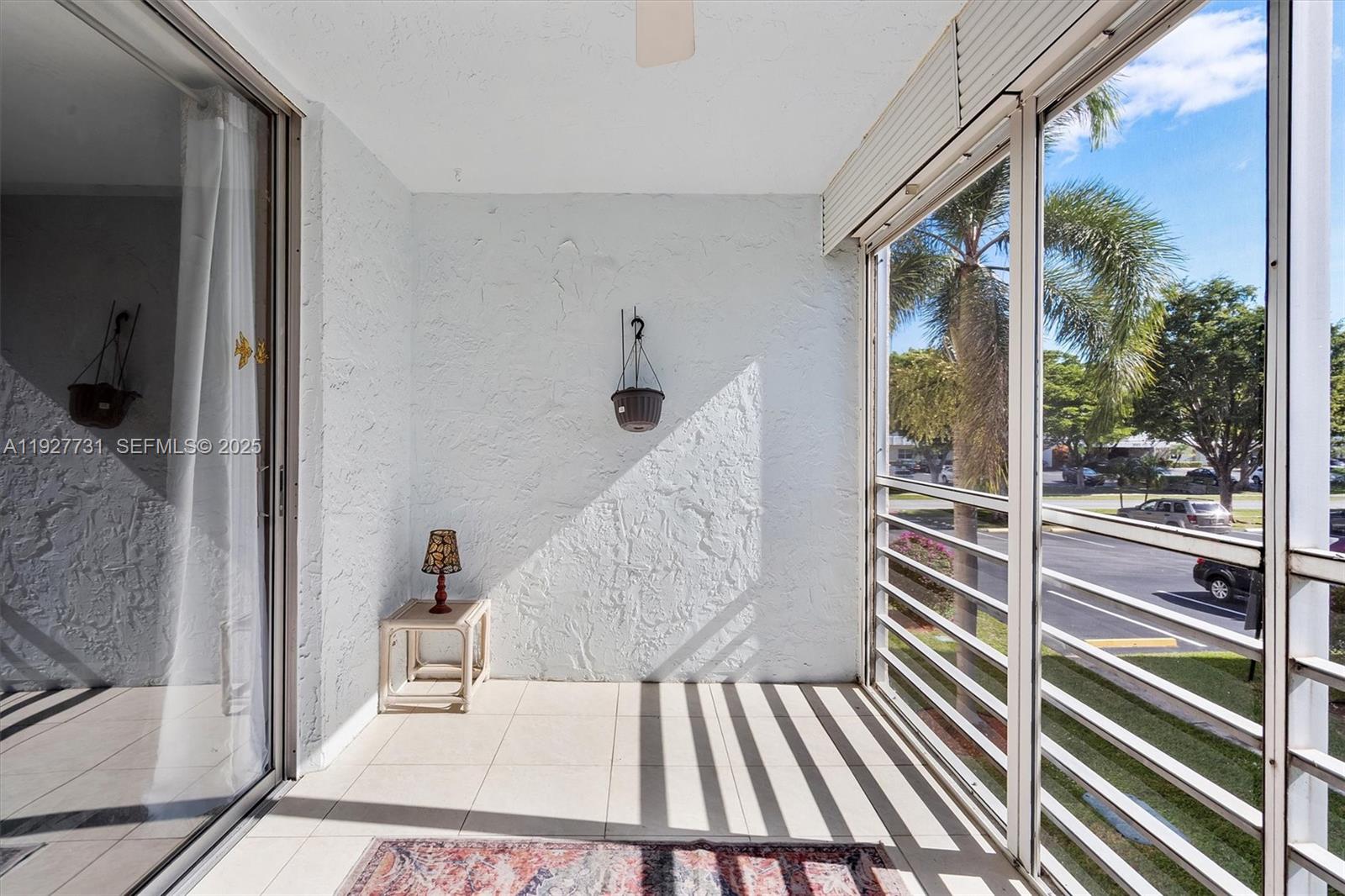 MEADOWBROOK LAKES CONDO - Residential
