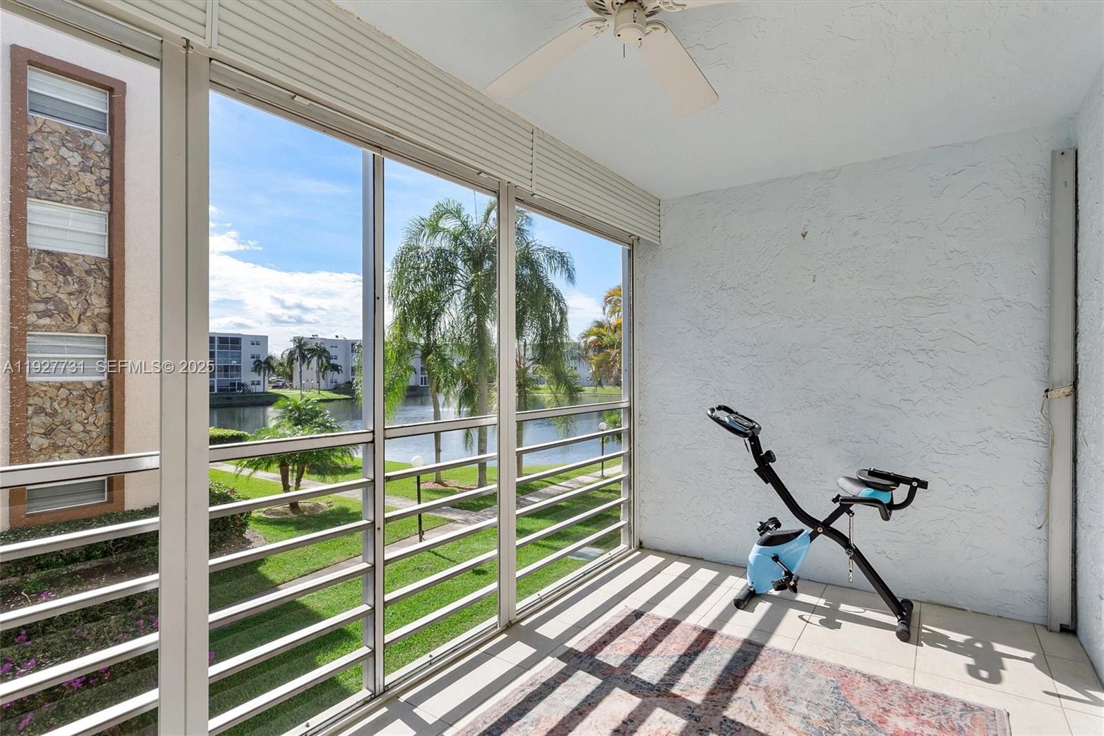 MEADOWBROOK LAKES CONDO - Residential