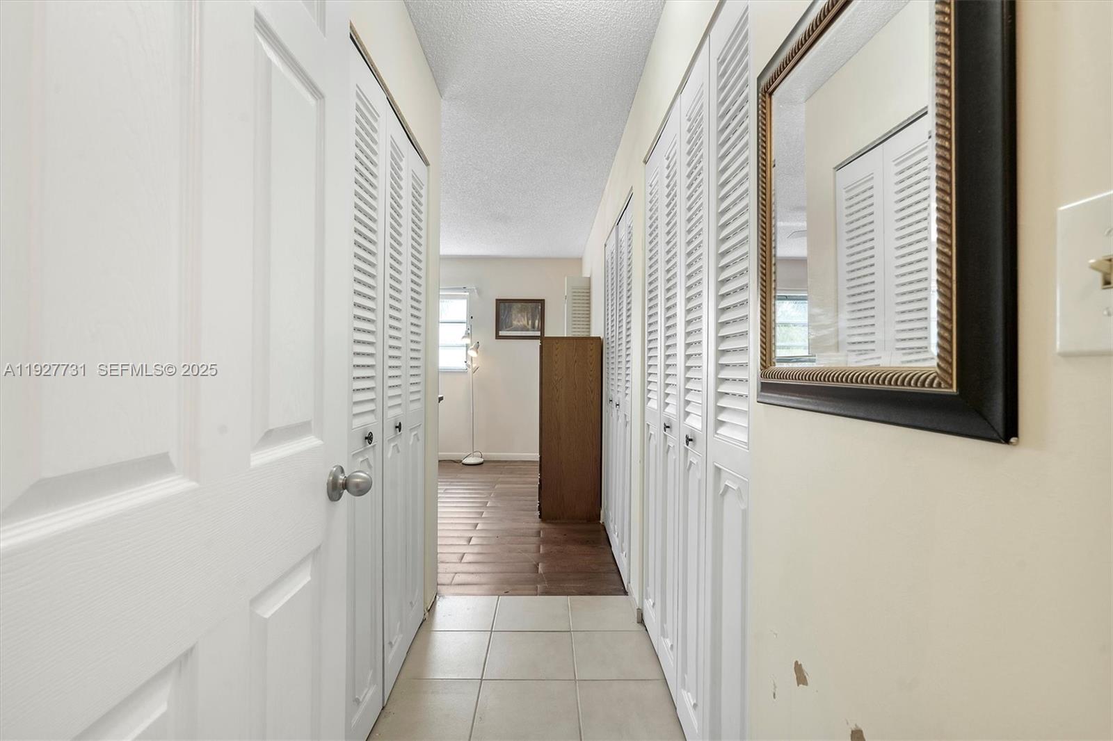 MEADOWBROOK LAKES CONDO - Residential